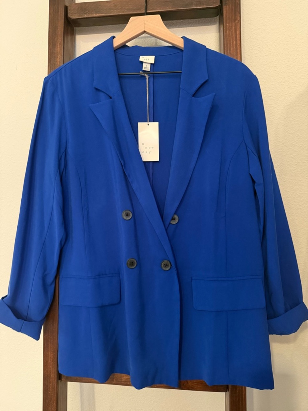 NWT Royal Blue Double Breasted Blazer – Women’s Large